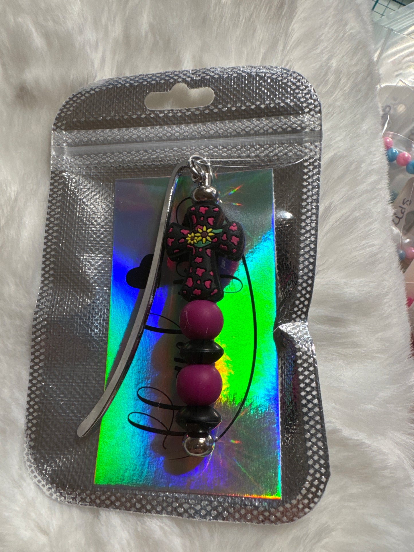 Metal bookmark