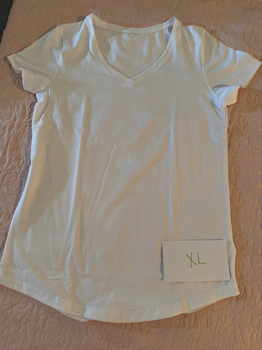Xl women’s v neck